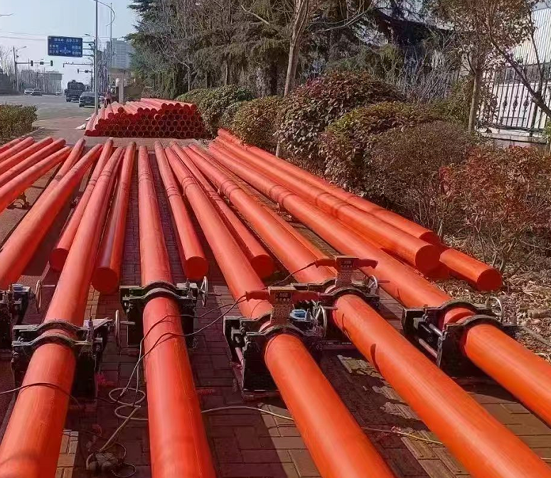 Conceptos básicos de plomería de PVC: cómo cortar, unir y probar la presión de tuberías de PVC sin fugas